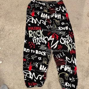 Graphic style pants